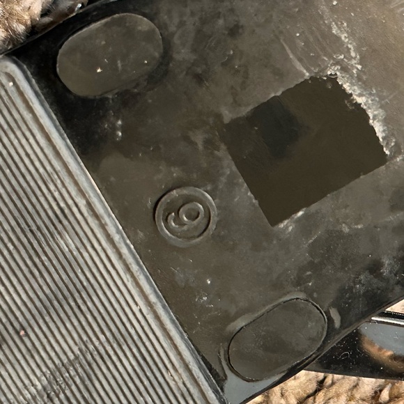 Tory Burch Sandals - Picture 3 of 3